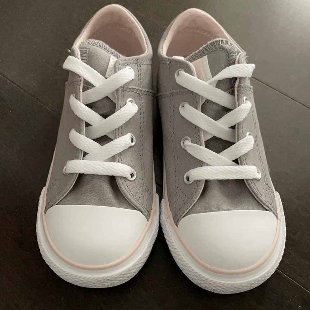 Brand new grey/light pink converse size 10